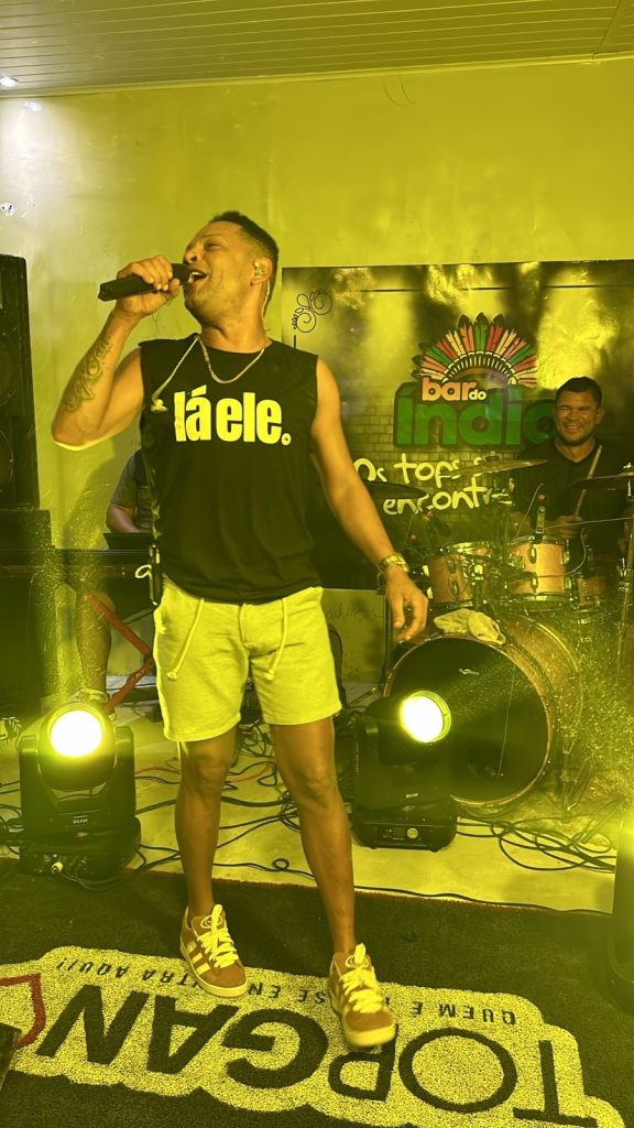 Top Gan Agita Noite de Domingo no Bar do Índio e Fortalece Economia Local