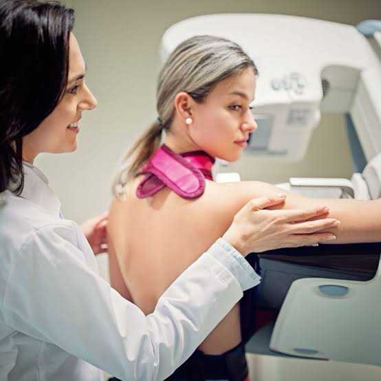SUS passa a oferecer medicamento moderno para câncer de mama HER2-positivo