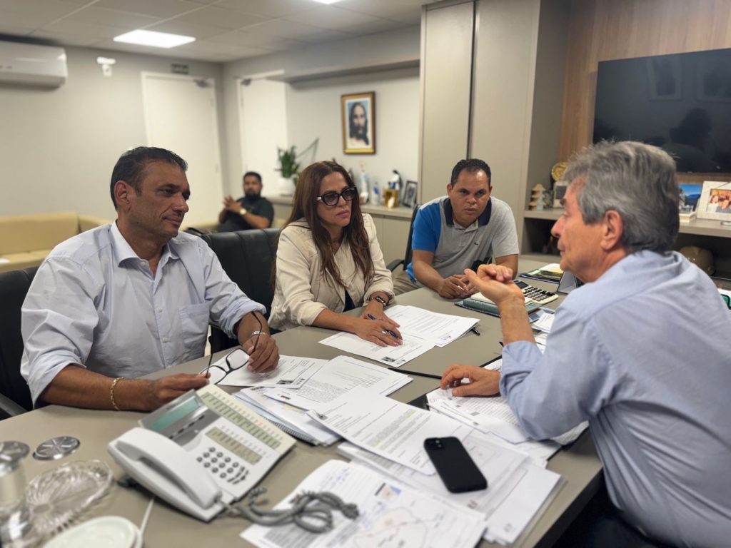Marão e Soane Galvão solicitam na Seinfraa conclusão de importantes obras na região