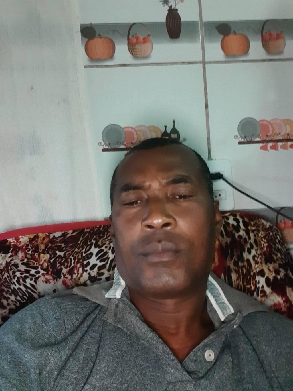 HOMEM É MORTO NO BANCO DA VITÓRIA E POLÍCIA APURA POSSÍVEL ENVOLVIMENTO DO FILHO