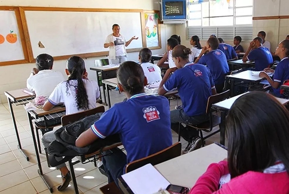 ACM Neto propõe mudanças no Ensino Médio e ampliação da formação profissional na Bahia