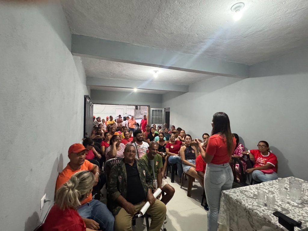 Força de Glis Dórea mobiliza Itapitanga: bate-papos lotam espaços e reúnem idosos, mulheres, homens e comunidades