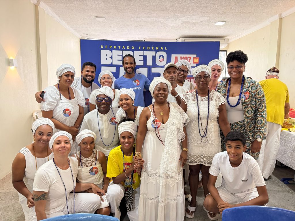Povos de terreiro de Ilhéus apresentam pautas e Bebeto assume compromisso com participação no mandato