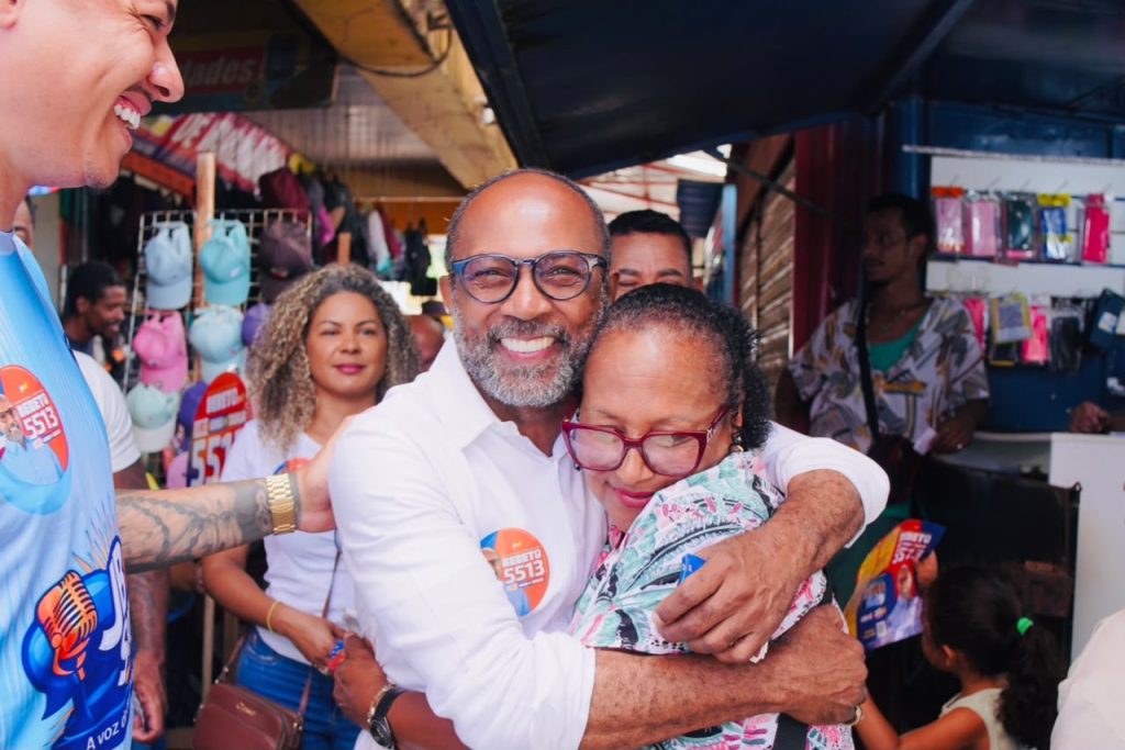 Bebeto ouve feirantes e defende reforma da Central de Abastecimento do Malhado: ‘uma luta permanente’