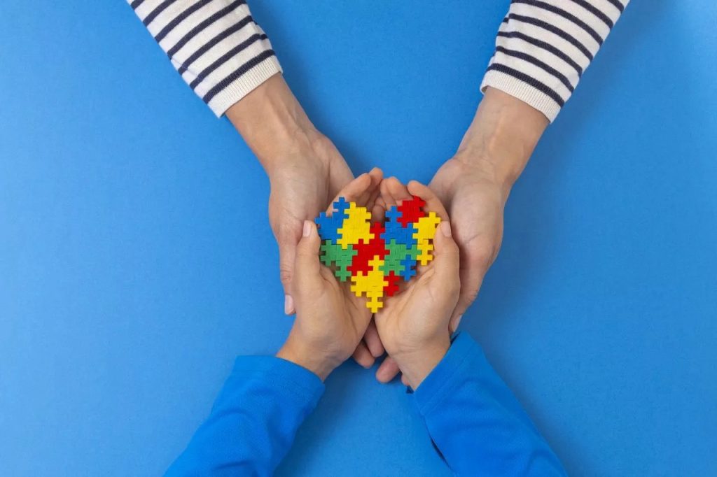 ACM Neto planeja reforçar educação inclusiva e ampliar atendimento a alunos com deficiência e Transtorno do Espectro Autista