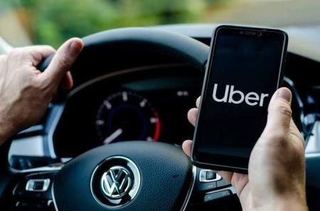UBER CORTA CERCA DE 3.300 EMPREGOS E CEO ADMITE POSSIBILIDADE DE VIAGENS MAIS BARATAS QUE AS CONCORRENTES