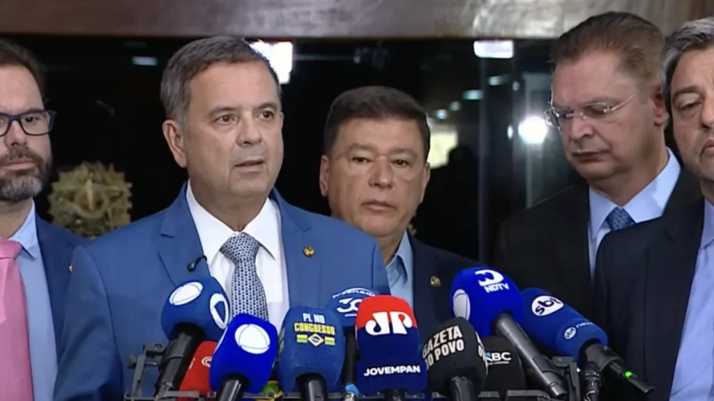 OPOSIÇÃO AMEAÇA TRAVAR SENADO E ARTICULA MUDANÇA PARA DESTRAVAR IMPEACHMENT DE MORAES