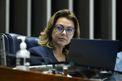 LEILA DO VÔLEI DEIXA SENADO APÓS DERROTA NAS URNAS E SUPLENTE ASSUME VAGA