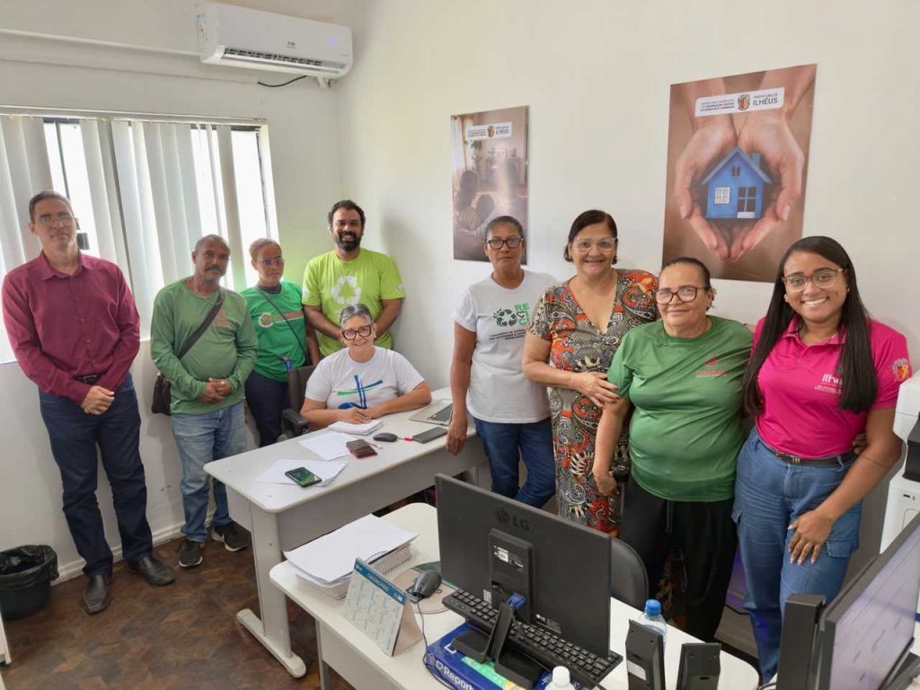 Reunião alinha organização dos pontos de coleta seletiva em Ilhéus