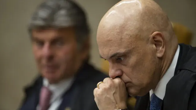 FUX EXIGE ACESSO A INQUÉRITOS DE MORAES QUE PODEM MUDAR O DESTINO DE BOLSONARO