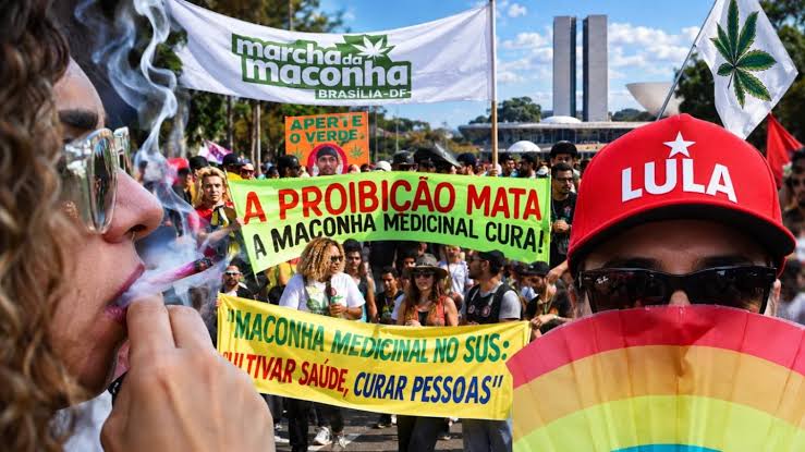 MARCHA DA MACONHA EM ILHÉUS REÚNE MILITANTES E DEFENSORES DA LEGALIZAÇÃO E DO COMBATE À DISCRIMINAÇÃO